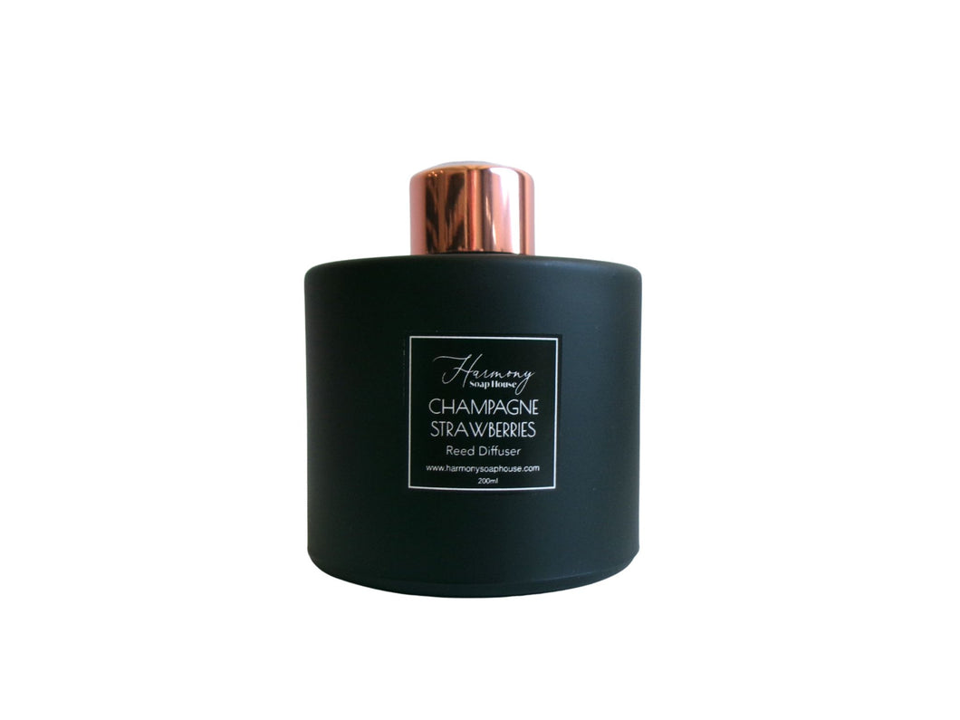 Champagne Strawberries Reed Diffuser